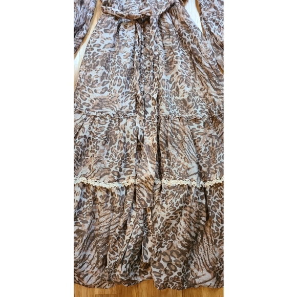 🆕️ Spell & The Gypsy Ada Gown Maxi Long Sleeve Dress Size Medium Animal Print - Picture 6 of 16